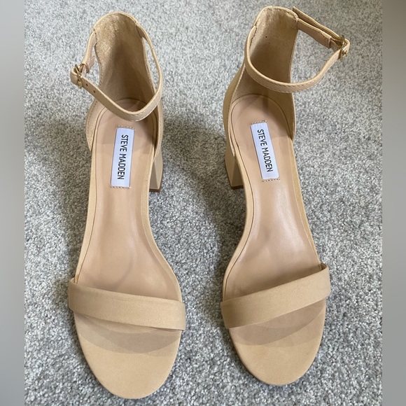Steve Madden Irenee Sand Nubuck 2 inch Block Heels New In Box Womens size 9 - Picture 4 of 10
